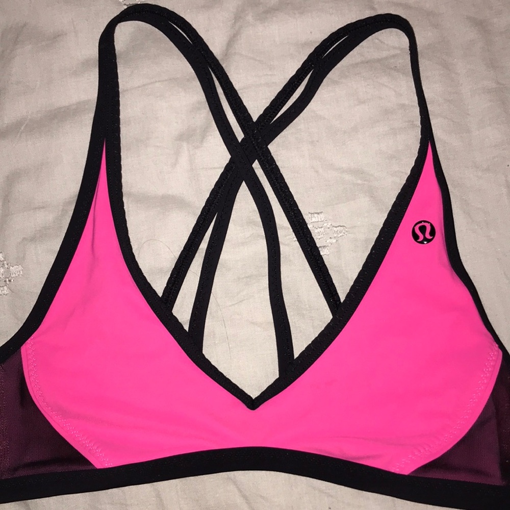 bright pink lulu lemon sports bra